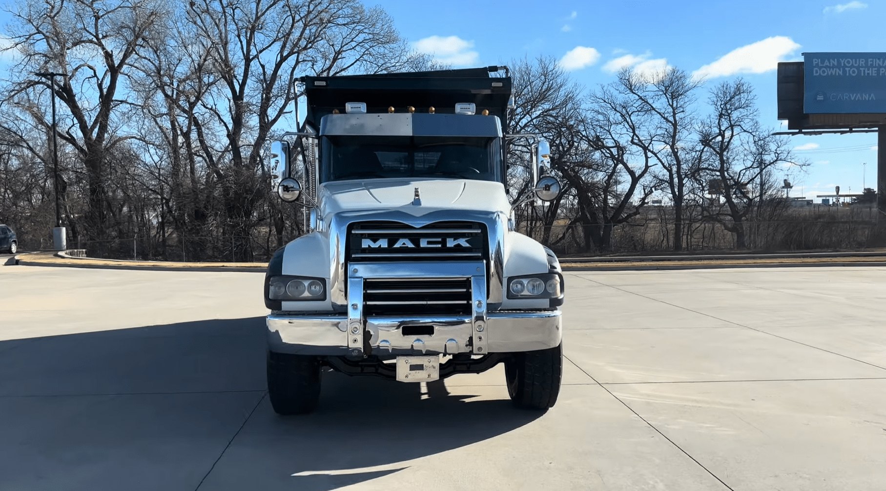 ../assets/images/gallary/sale/mack-granite-2020/MackGR64B-2020-1.png